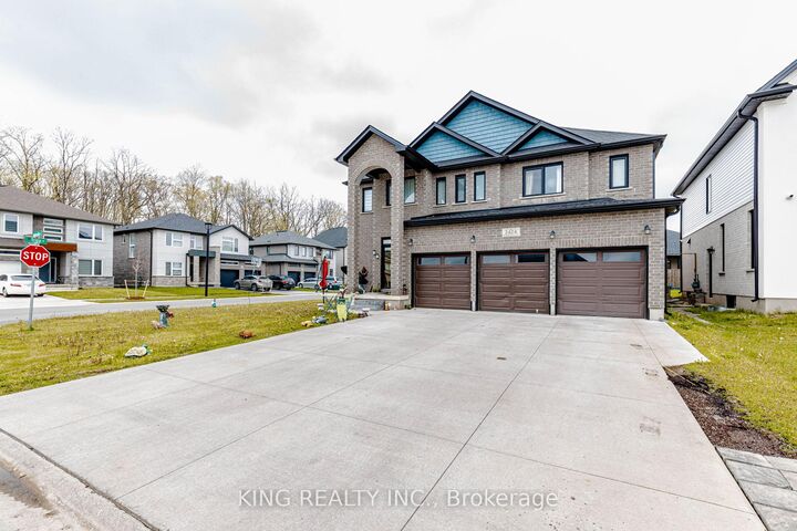Property Photo: 2424 Bakervilla Street ON N6P 0E7