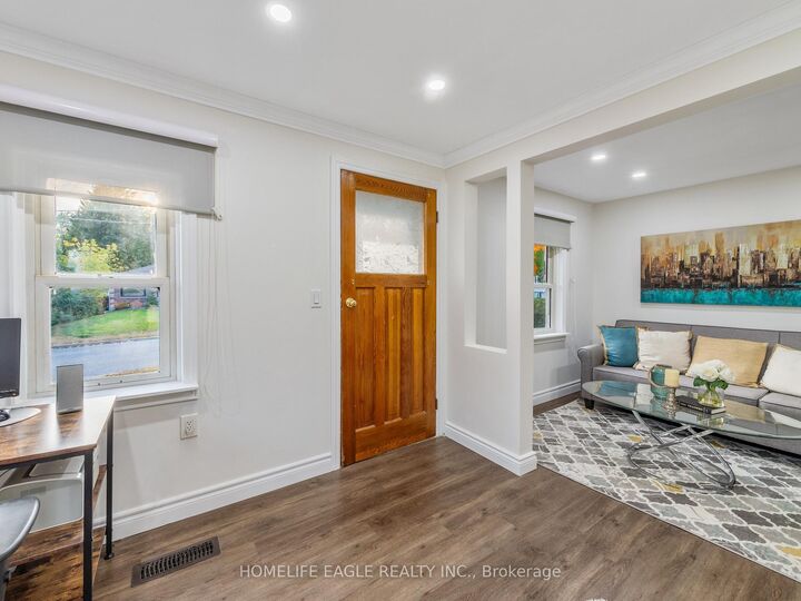 Property Photo: 75 Denne Boulevard ON L3Y 4H5