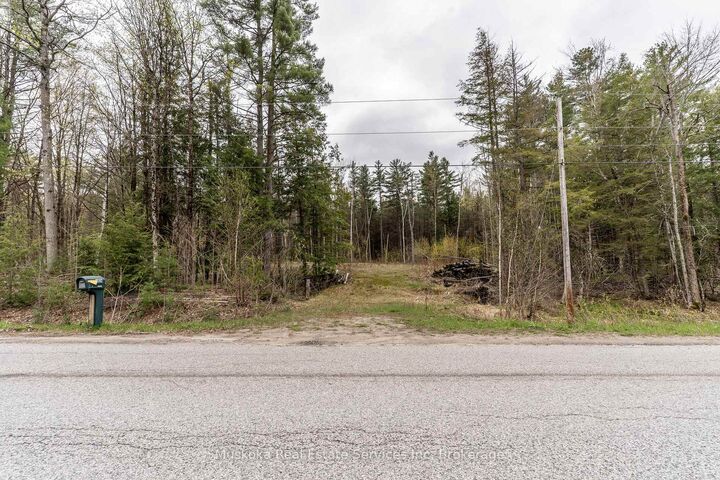 1023 Sparrow Lake Route D Route — photo 1