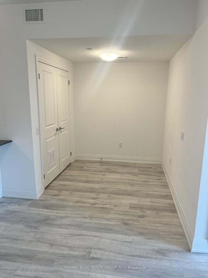 Property Photo: 9700 Ninth Line 208 ON L6B 1A8