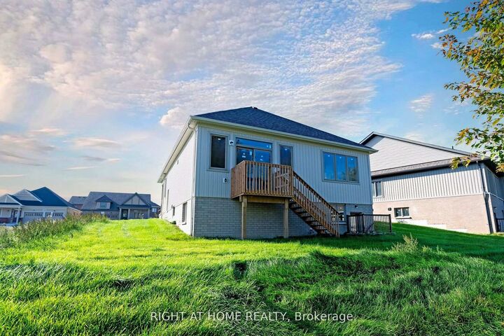 Property Photo: 240 Wilcox Drive ON L0M 1S0