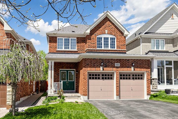Property Photo: 648 Blackwood Boulevard ON L1K 0G7