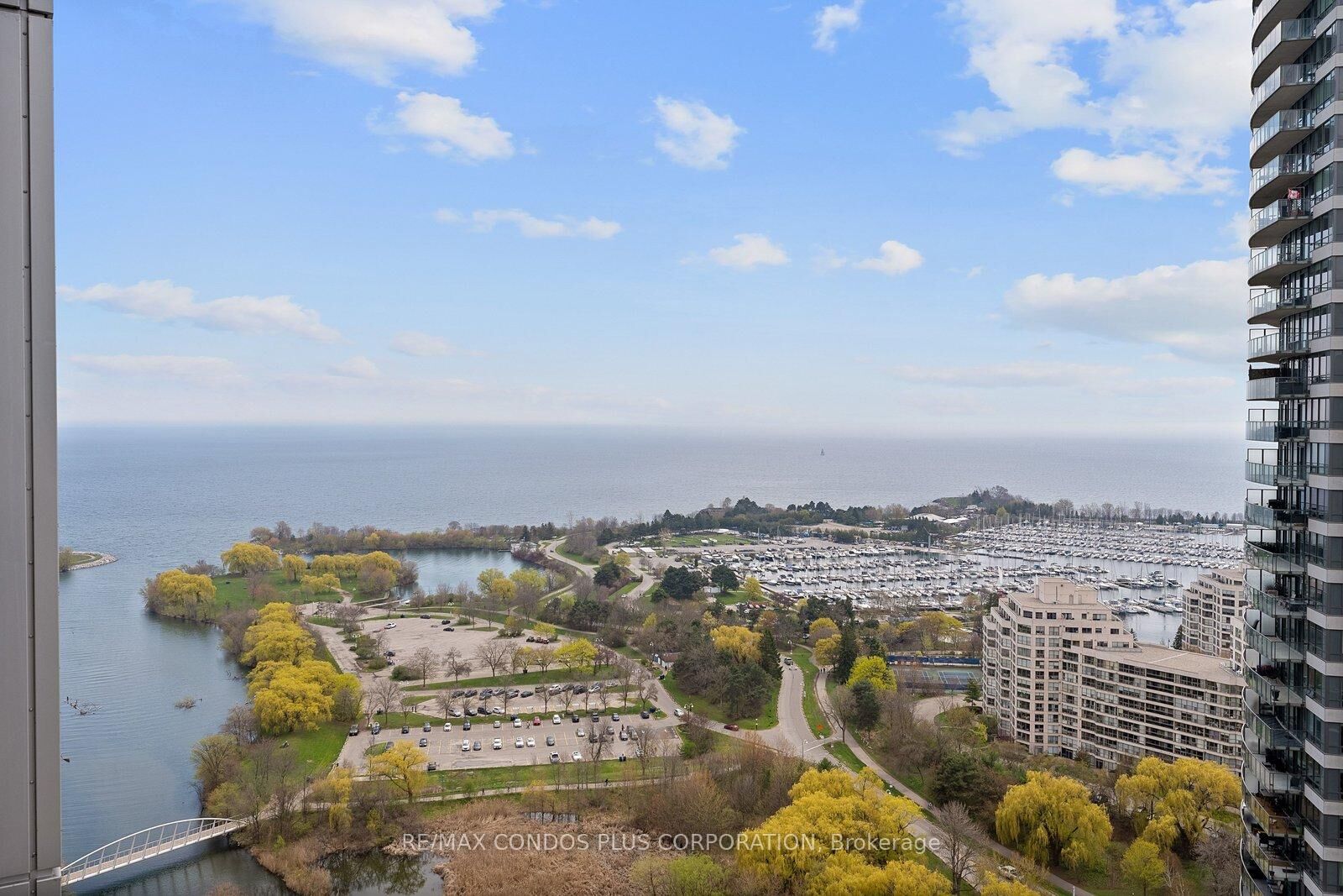Property Photo: 2212 Lakeshore Boulevard W 3206 ON M8V 0C2