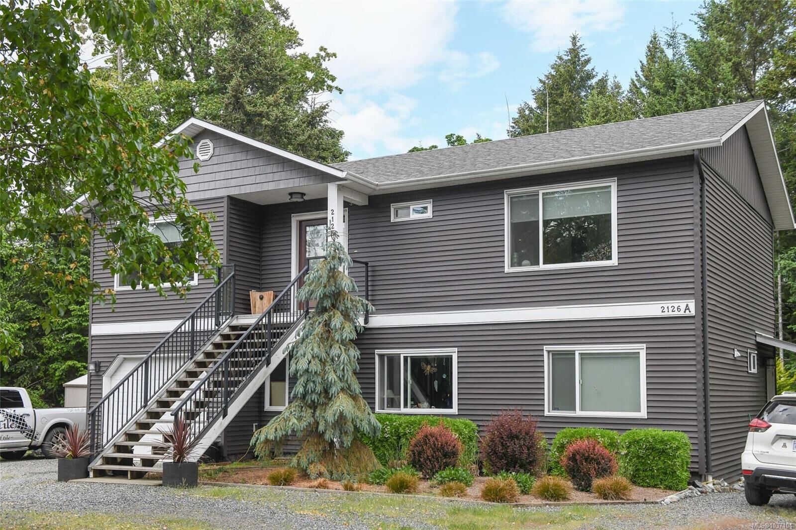 Property Photo: 2126 Cypress Rd BC V9M 3Z5