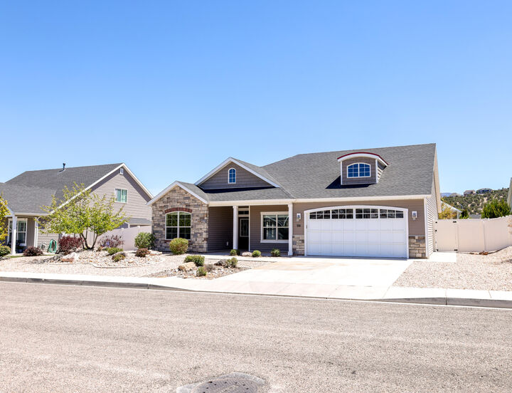 Property Photo:  94 N Windsor Rd  UT 84720 