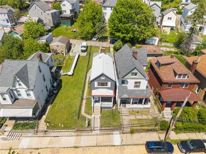 Property Photo: 756 Mary St PA 15136