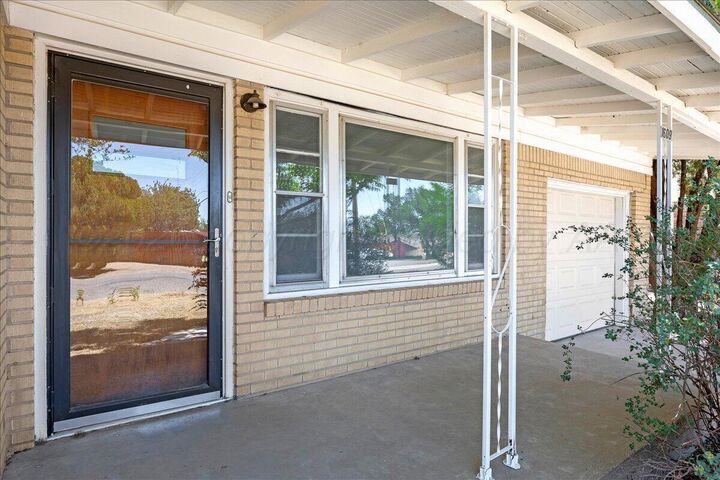 Property Photo:  1609 SW 35th Avenue  TX 79109-4911 