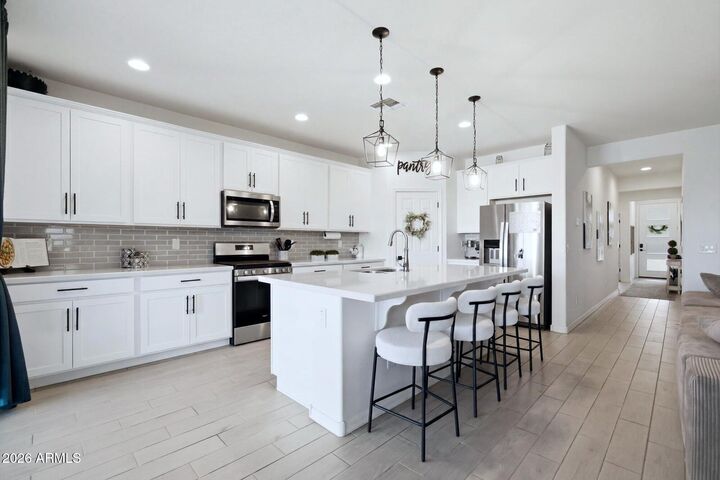 Property Photo:  25505 S 225th Place  AZ 85142 