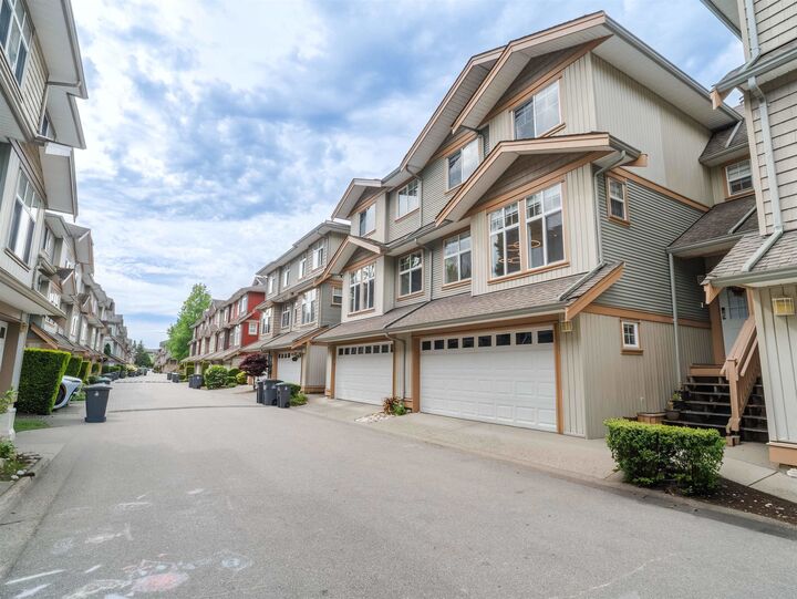 Property Photo: 7518 138 Street 47 BC V3W 1S1