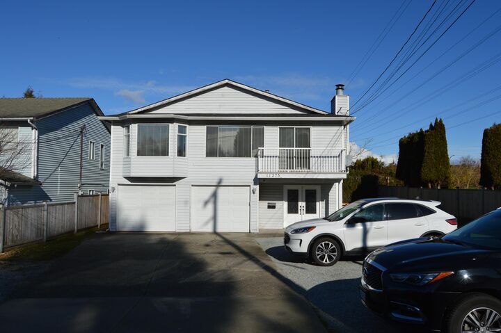 Property Photo: 11275 72 Avenue BC V4E 1Y6
