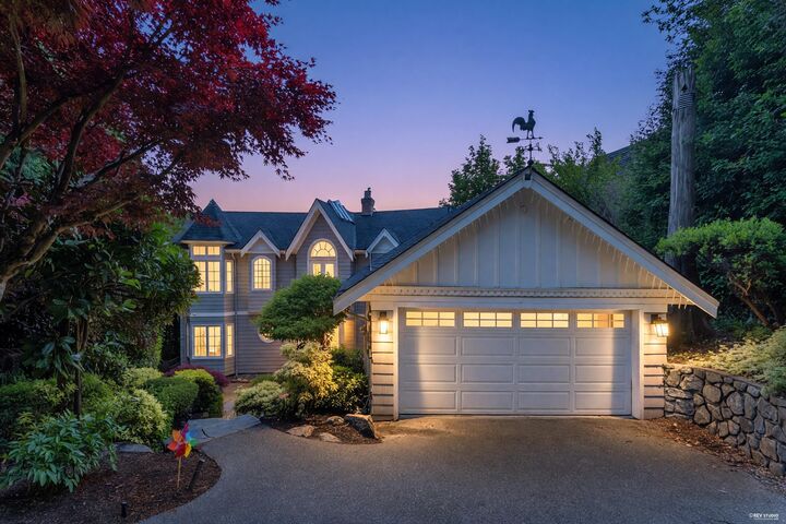 Property Photo:  880 Younette Drive  BC V7T 1S9 