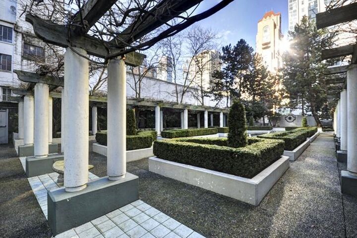 Property Photo:  1331 Homer Street 1404  BC V6B 5M9 