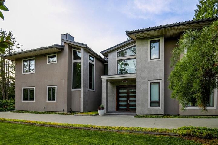 Property Photo: 18171 29A Avenue BC V3Z 9V2