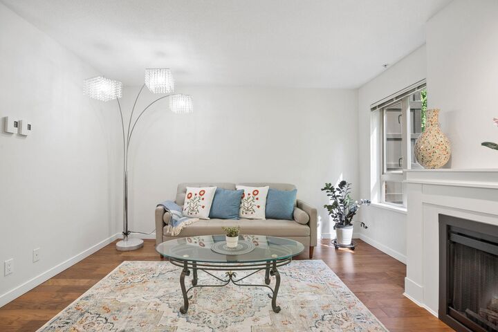 Property Photo:  3097 Lincoln Avenue 206  BC V3B 0E3 