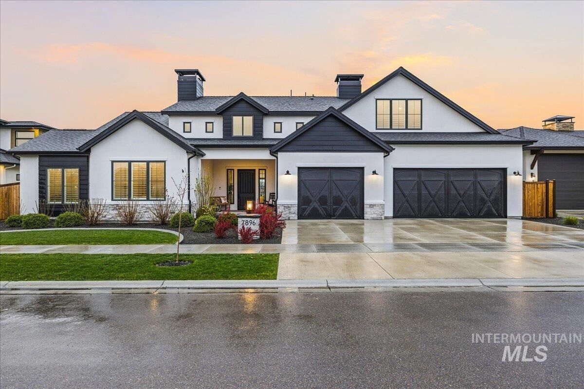 Property Photo: 7896 W Deerfawn Ln ID 83616