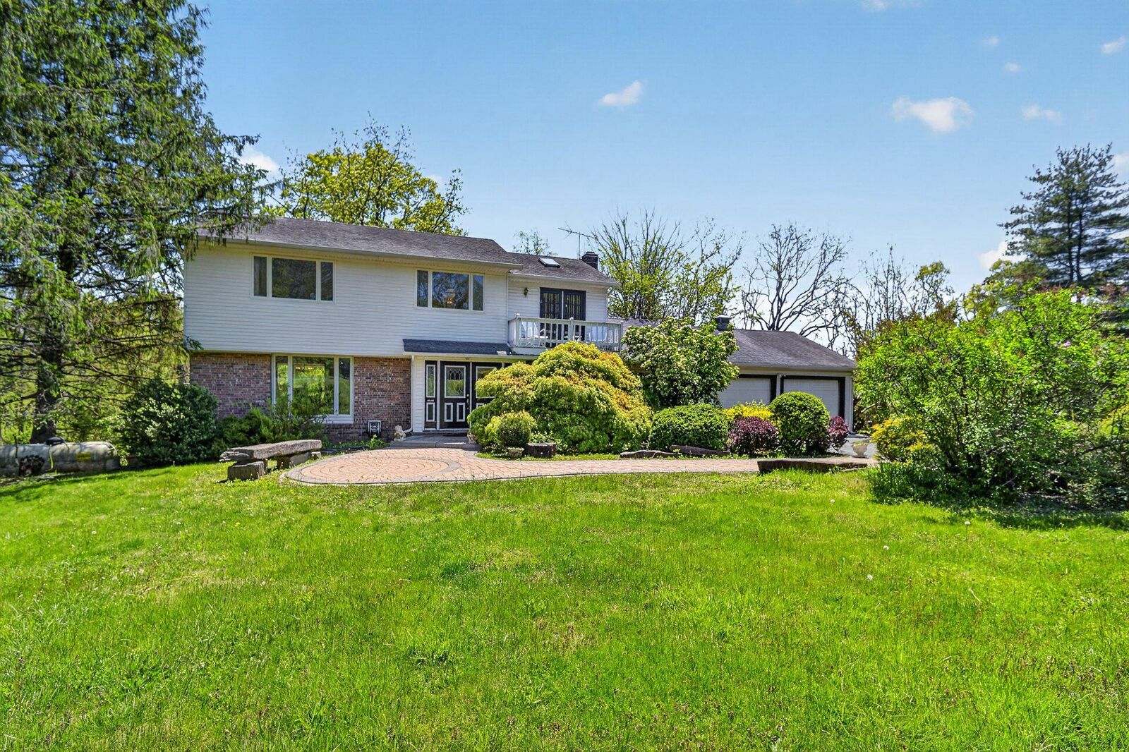 Property Photo:  114 Featherbed Lane  NJ 08525 