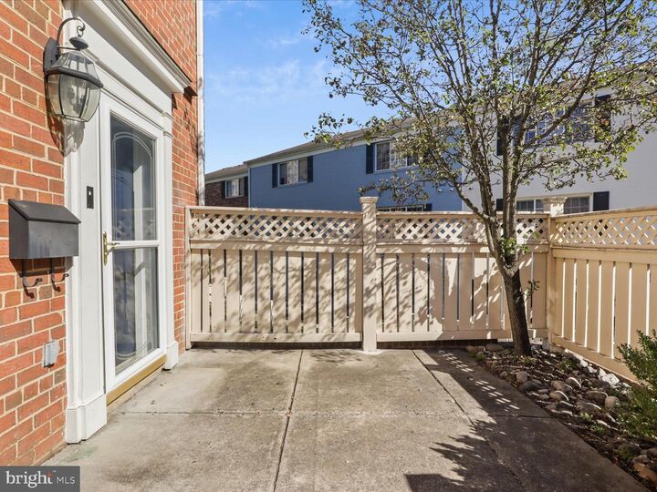 Property Photo:  1627 N Van Dorn Street  VA 22304 