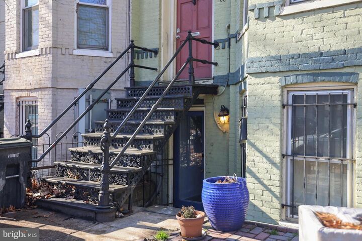Property Photo:  106 8th Street NE B  DC 20002 