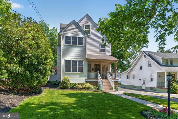 Property Photo:  415 3rd Avenue  NJ 08035 