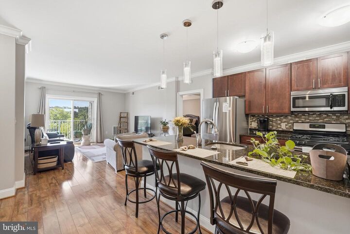 Property Photo:  6301 Edsall Road 519  VA 22312 