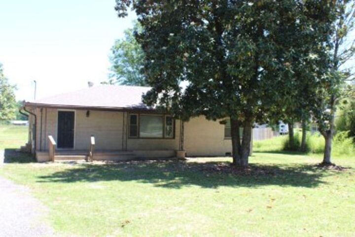Property Photo: 3806 S Highway 229 AR 72015