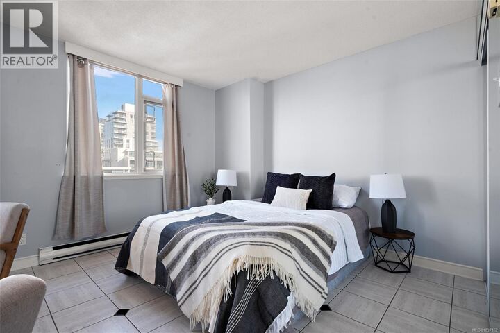 Property Photo: 835 View Street 1009 BC V8W 3W8