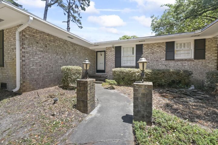Property Photo:  602 Calhoun Rd.  SC 29577 