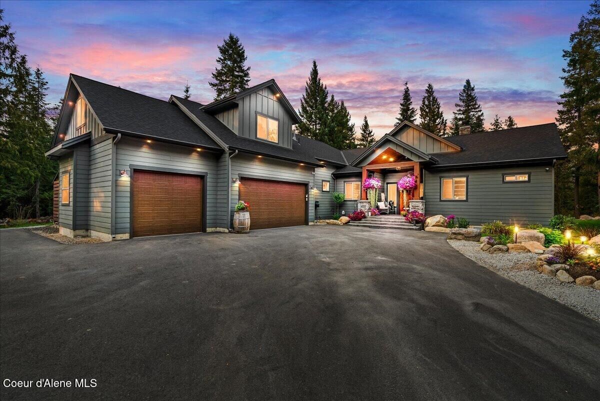Property Photo: 529 S Beaver Lake Rd ID 83801