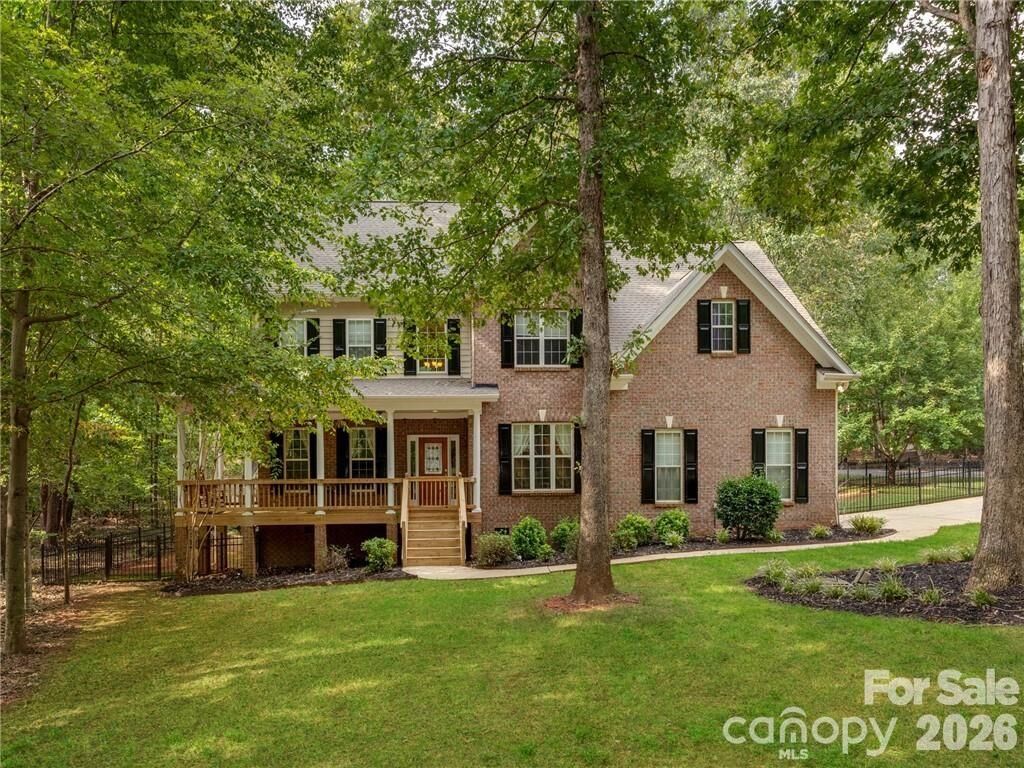 Property Photo:  2006 Wedgewood Drive  NC 28104 
