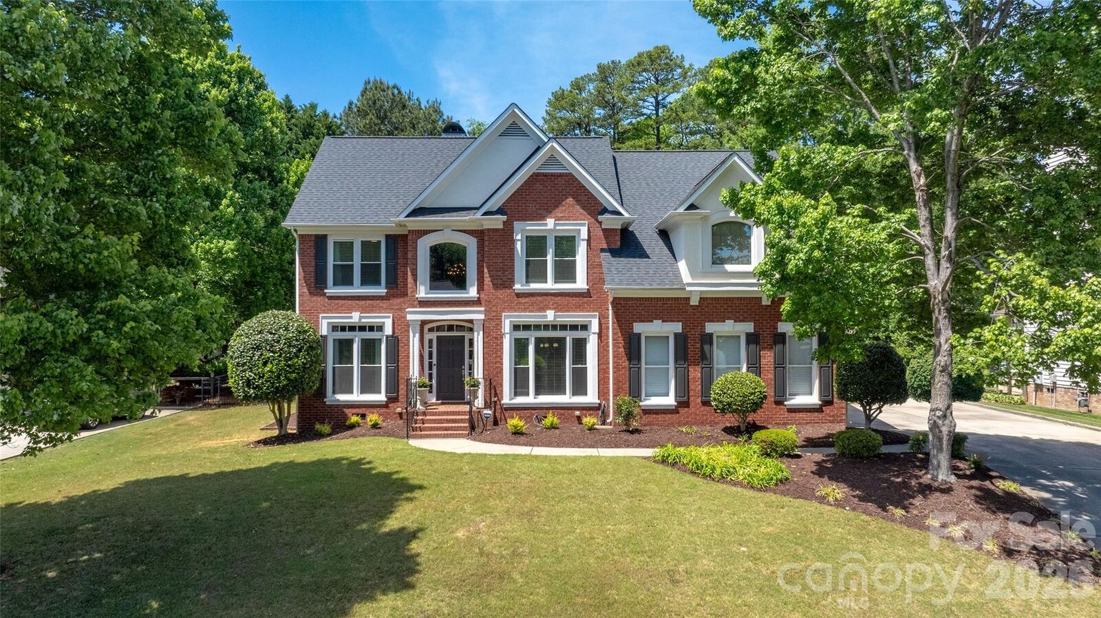 Property Photo: 10025 Bayart Way NC 28078