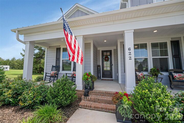 Property Photo:  622 Plowshare Way  SC 29710 