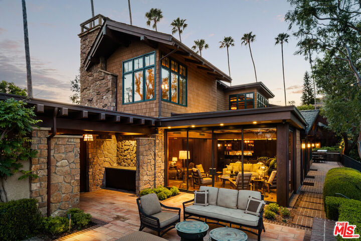 Property Photo: 1166 Summit Dr CA 90210