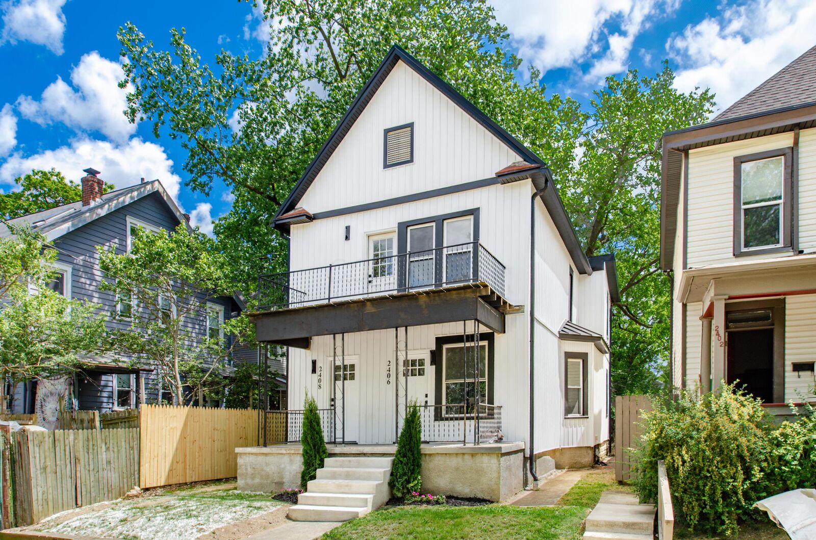 Property Photo: 2406 Findley Avenue OH 43202