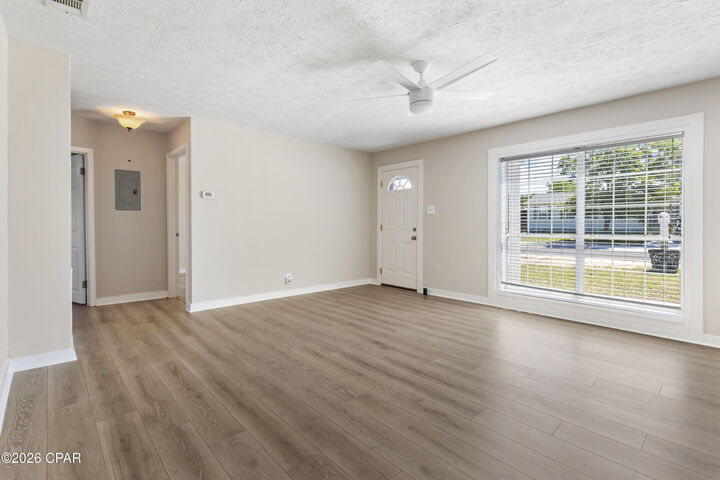 Property Photo: 1403 Arthur Avenue FL 32401