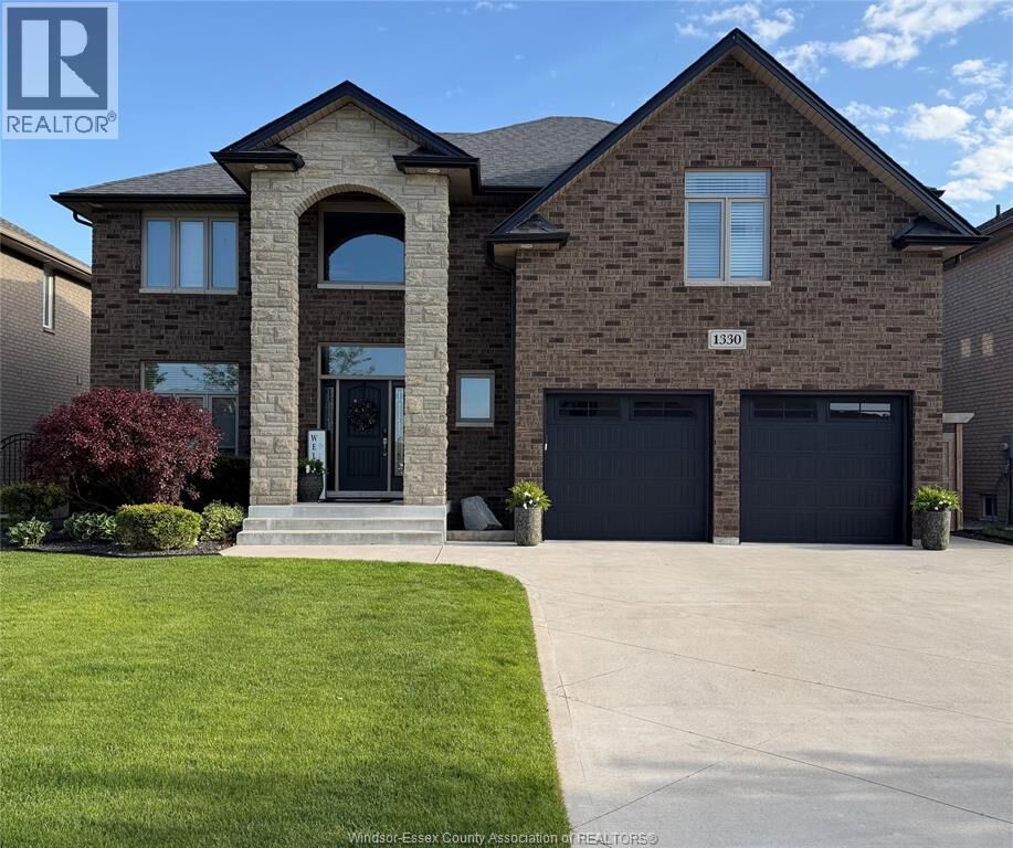 Property Photo: 1330 Deer Run Trail ON N0R 1A0