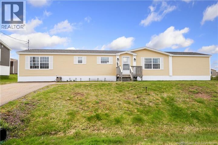 Property Photo:  4 Bridgeport Lane  NB E1B 0C7 