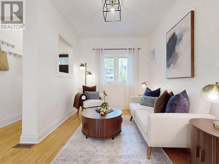 Property Photo:  117 Burgess Avenue  ON M4E 1X3 