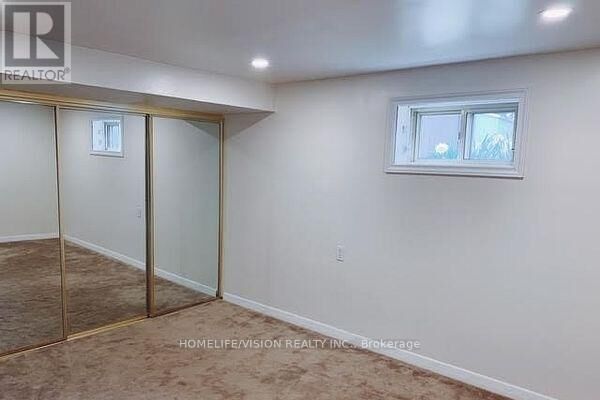 Property Photo:  19 Danube Drive Bsmt  ON M1R 1Z9 