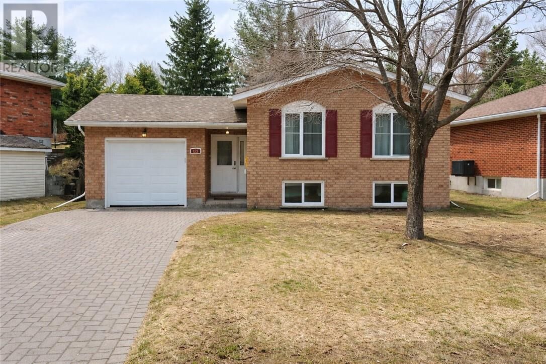 Property Photo: 435 Culver Crescent ON P3E 4Y5