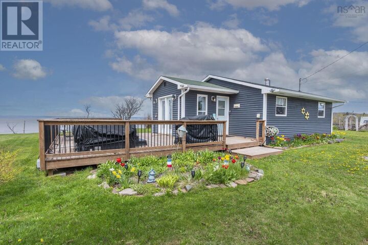 Property Photo:  30 Blomidon View Lane  NS B0N 2A0 