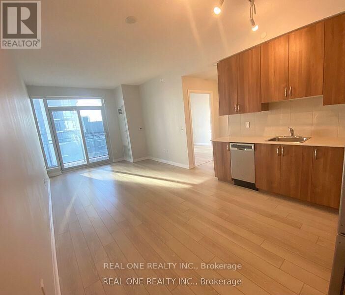 Property Photo:  55 Ann O'Reilly Road 702  ON M2J 0E1 