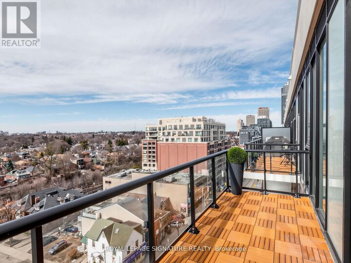 Property Photo:  1 Belsize Drive Ph6  ON M4S 0B9 