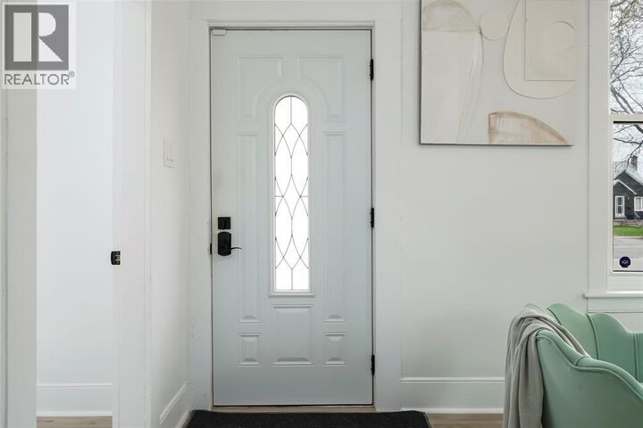 Property Photo:  867 Devine Street  ON N7T 1X3 