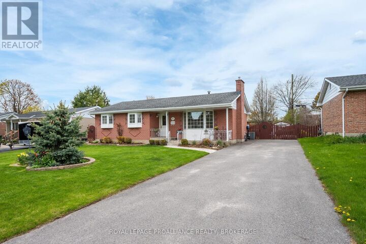 Property Photo: 201 Camberley Crescent ON K7M 4C5