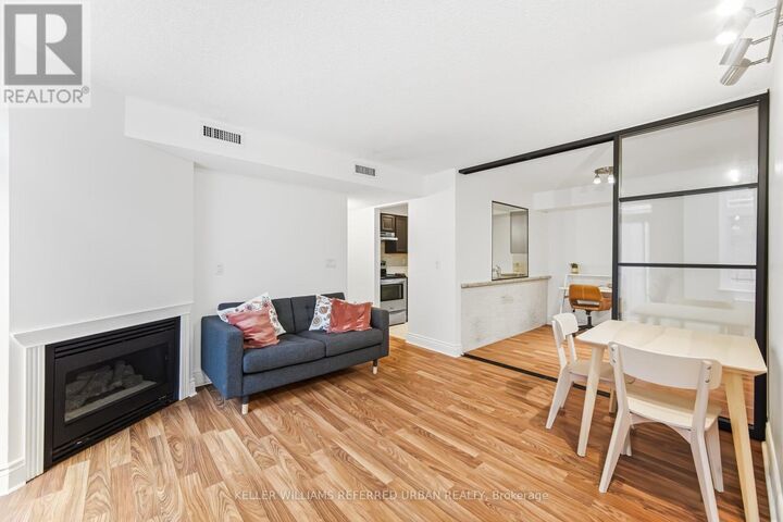 Property Photo: 83 Lillian Street 25 ON M4S 2H7