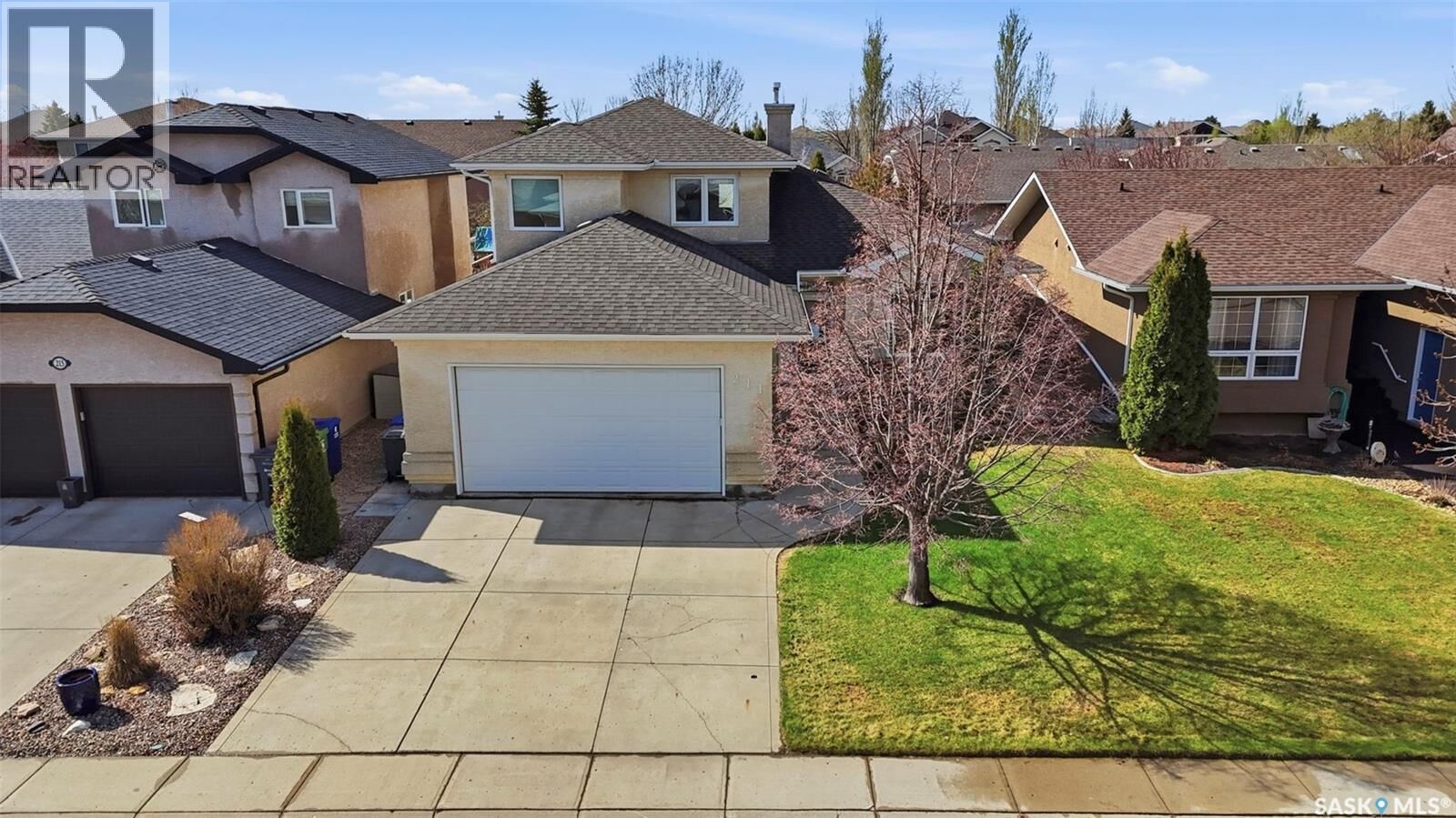 Property Photo:  211 Brookmore Lane  SK S7V 1C1 