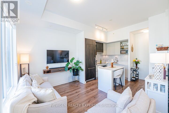 Property Photo: 3020 Trailside Drive 129 ON L6M 4M2