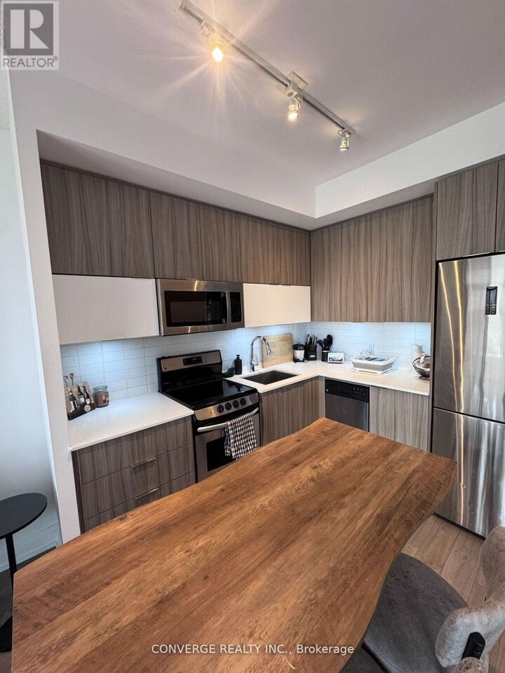 Property Photo:  56 Annie Craig Drive 1608  ON M8V 0C5 