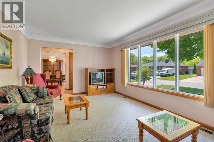 Property Photo:  1830 Randolph Avenue  ON N9B 2W3 