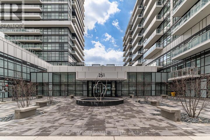 Property Photo:  251 Manitoba Street 202  ON M8Y 0B3 